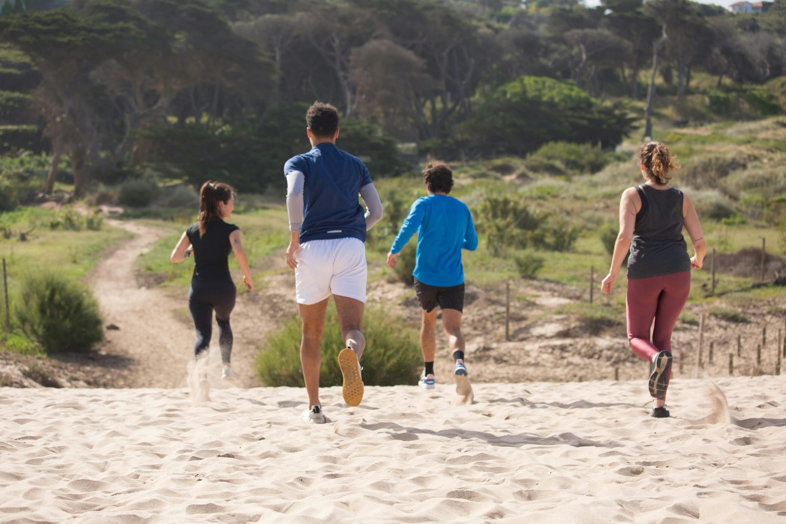 Outdoor Fitness: Everything You Need to Transform Your Health Through Nature-Based Exercise