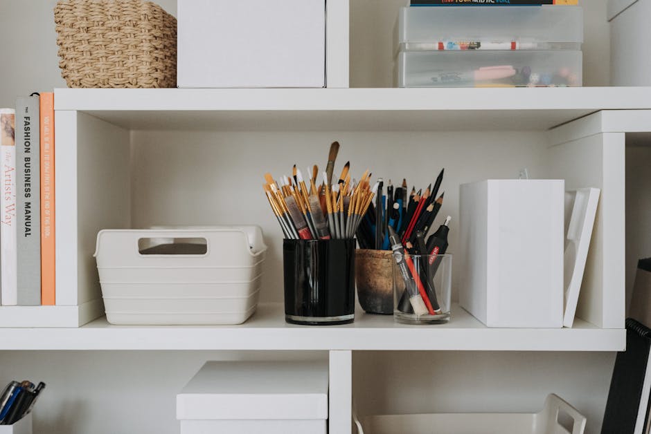 Minimalist Decluttering Guide: The 30-Day System That Actually Works